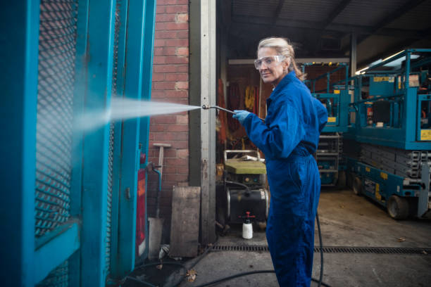 Best Roof Power Washing Services  in Loop, PA